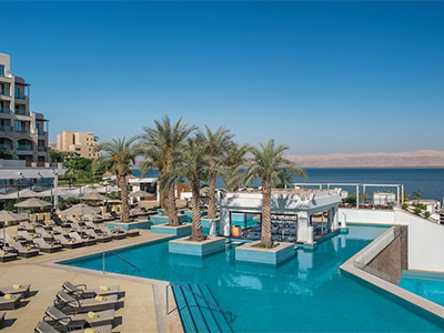 Hiltonpic08